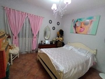 Chalet PH en venta en Castelar Sur