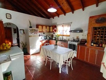 Chalet PH en venta en Castelar Sur