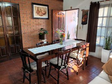 Chalet PH en venta en Castelar Sur
