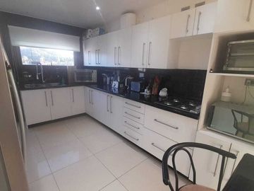 Casa en venta en LOS LAGOS