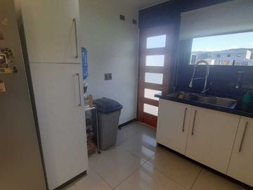 Casa en venta en LOS LAGOS