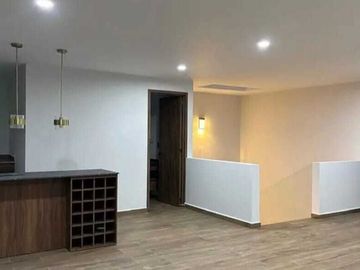 CASA CON EXCELENTES ACABADOS EN PARQUE CHIHUAHUA