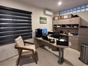 Casa en Venta en Parque de la Castellana, Coto Mallorca, Zapopan