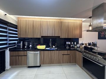 Casa en Venta en Parque de la Castellana, Coto Mallorca, Zapopan