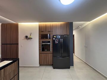 Casa en Venta en Parque de la Castellana, Coto Mallorca, Zapopan