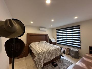Casa en Venta en Parque de la Castellana, Coto Mallorca, Zapopan