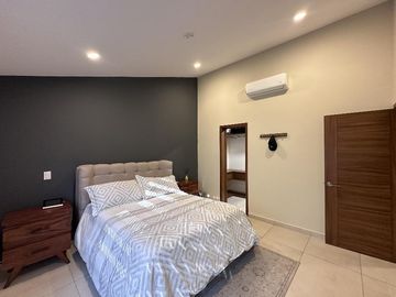 Casa en Venta en Parque de la Castellana, Coto Mallorca, Zapopan