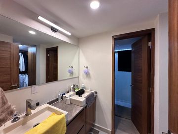 Casa en Venta en Parque de la Castellana, Coto Mallorca, Zapopan