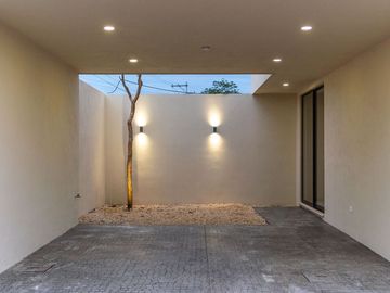 LIV Temozón: Casa de 3 habs, 3.5 baños al Norte de Mérida, Yucatán.