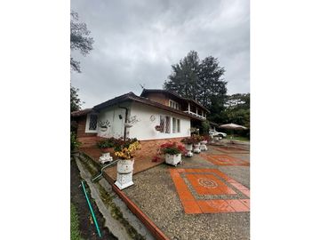 SE VENDE FINCA EN EL CARMEN VA LA CEJA RIONEGRO INDEPENDIENTE