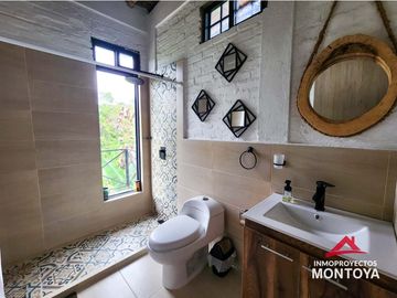 Casa en parcelación, vía Alcalá-Filandia