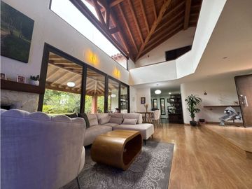 SE VENDE FINCA EN LLANOGRANDE EXCELENTE UBICACIÓN CERCA A TODO