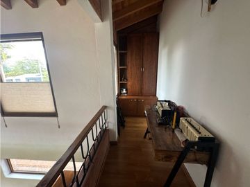 SE VENDE FINCA EN LLANOGRANDE EXCELENTE UBICACIÓN CERCA A TODO