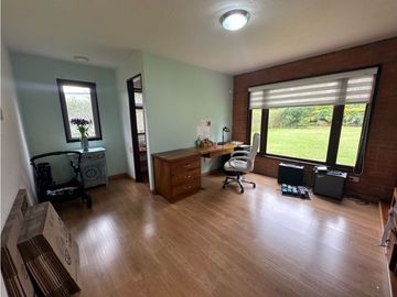 SE VENDE FINCA EN LLANOGRANDE EXCELENTE UBICACIÓN CERCA A TODO