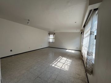 Hermosa casa de un piso, Viveros del Valle, Tlalnepantla