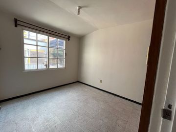 Hermosa casa de un piso, Viveros del Valle, Tlalnepantla