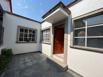 Hermosa casa de un piso, Viveros del Valle, Tlalnepantla