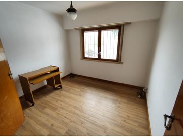 CHALET 6 AMB. VIEYTES 2155 - Barrio San Carlos- APTO CREDITO