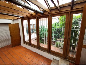 CHALET 6 AMB. VIEYTES 2155 - Barrio San Carlos- APTO CREDITO