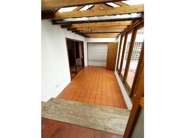 CHALET 6 AMB. VIEYTES 2155 - Barrio San Carlos- APTO CREDITO