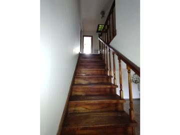 CHALET 6 AMB. VIEYTES 2155 - Barrio San Carlos- APTO CREDITO