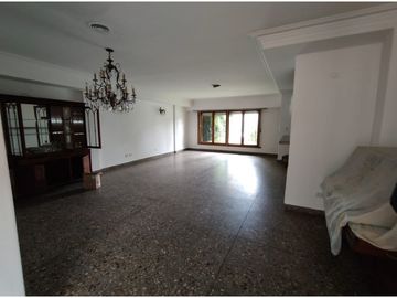 CHALET 6 AMB. VIEYTES 2155 - Barrio San Carlos- APTO CREDITO