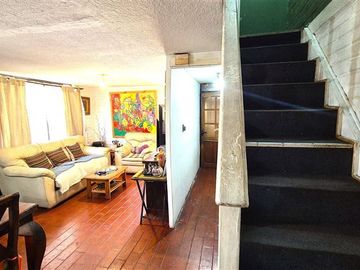 Casa en Venta en JORGE LUIS BORGES