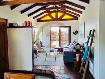 SE VENDE CASA EN VITACURA - G. DE ALDERETE