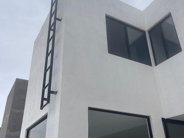 CASA NUEVA EN VENTA EN CONDOMINIO AL PONIENTE DE AGUASCALIENTES