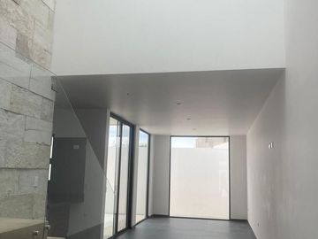 CASA NUEVA EN VENTA EN CONDOMINIO AL PONIENTE DE AGUASCALIENTES
