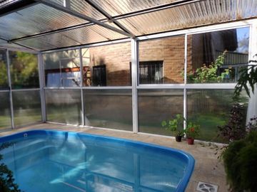 Casa en venta - 3 Dormitorios 2 Baños - 750Mts2 - Villa del Dique, Córdoba