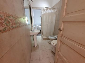 ¡Oportunidad Única! Casa en Planta Baja a Pasos de Panamericana y Cercana a Av. General Paz- En Venta