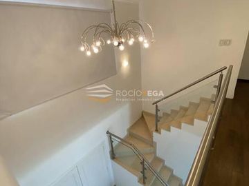 Casa en venta en Barrio Santa Ana