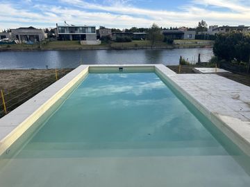 Casa en venta al lago en San Matias - Área 1