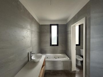 Casa en venta al lago en San Matias - Área 1