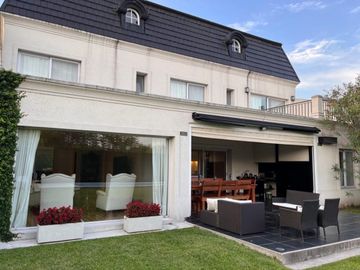 Casa en  Venta en Barrio Privado Septiembre, Escobar