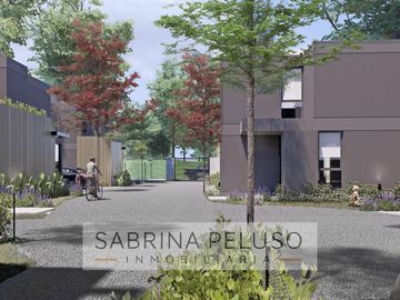 Venta casa en complejo Privado Altos de Monte.