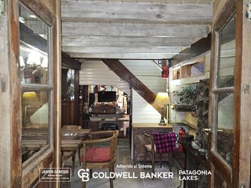 VENTA Casa   departamento 3 dormitorios 135m2, lote 1138m2, Barrio Norte, Villa la Angostura