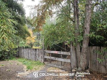 VENTA Casa   departamento 3 dormitorios 135m2, lote 1138m2, Barrio Norte, Villa la Angostura