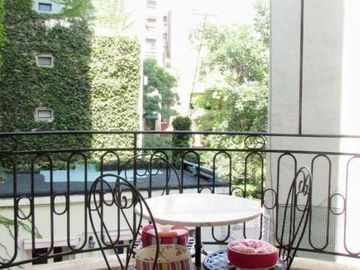 Espectacular casa en venta, estilo frances, en la mejor zona de Recoleta.