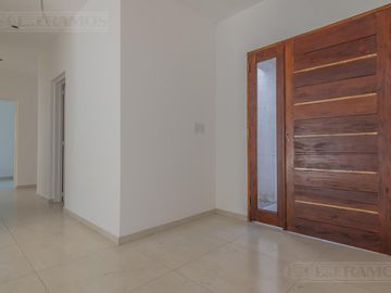 Casa en Venta en San Matias en una Planta con pileta