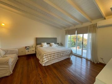 Casa en venta  Barrio Cerrado  BsAs Village