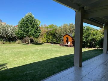 Casa en venta  Barrio Cerrado  BsAs Village