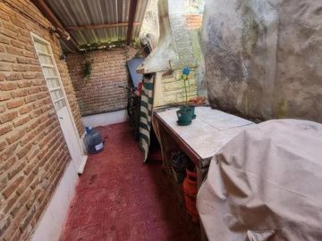 Casa en venta - 3 dormitorios 1 baño - 120mts2 - Belén De Escobar
