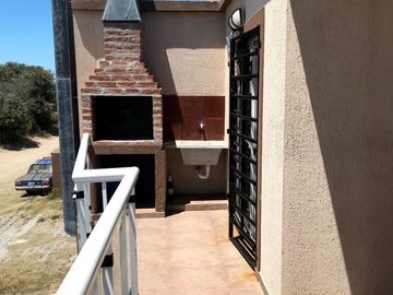 Departamento en venta - 2 dormitorios 1 baño - 120mts2 - Las Toninas