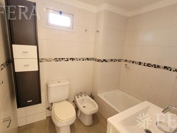 Venta departamento 3 ambientes con balcón en Quilmes
