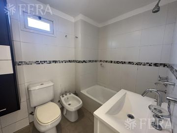 Venta departamento 3 ambientes con balcón en Quilmes