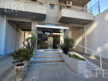 Venta departamento 3 ambientes con balcón en Quilmes