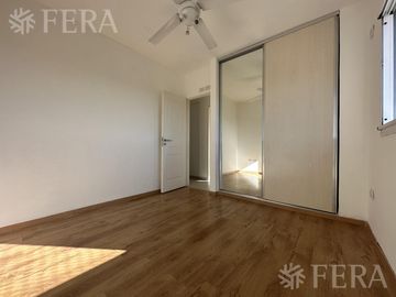 Venta departamento 3 ambientes con balcón en Quilmes