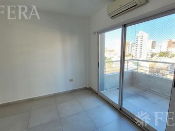 Venta departamento 3 ambientes con balcón en Quilmes